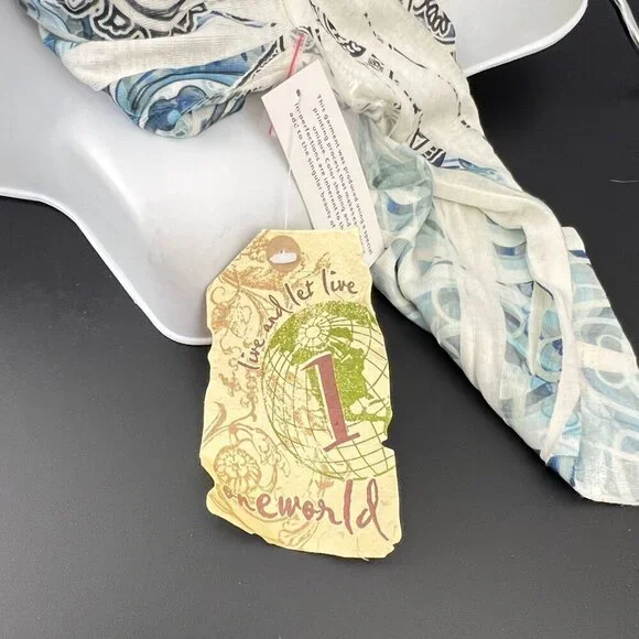 One World Womens V-Neck Lace Trim Tunic Top PXL Blue & Cream Paisley - Picture 3 of 10